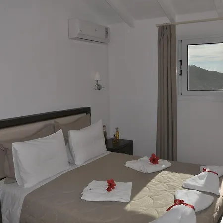 Mazis Aparthotel Agios Gordios (Corfu)